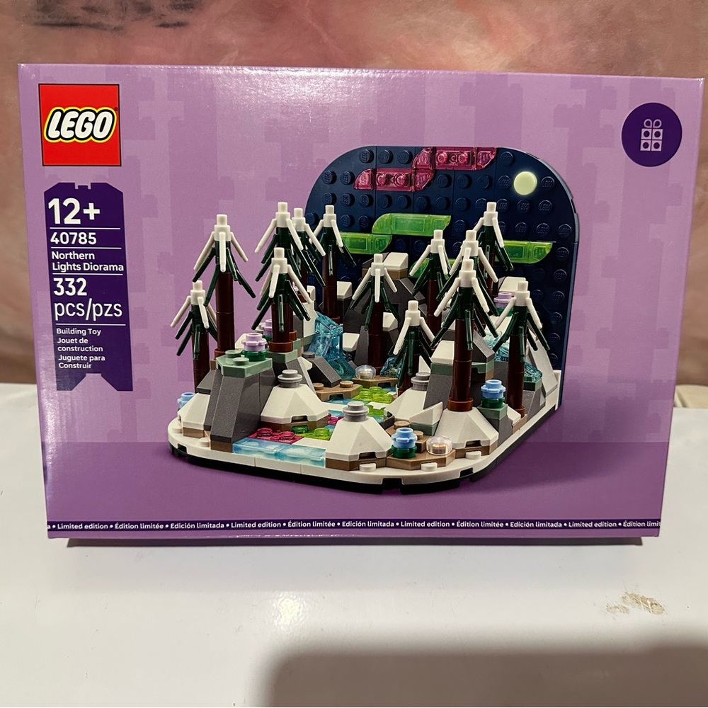 SEALED Lego Northern Lights